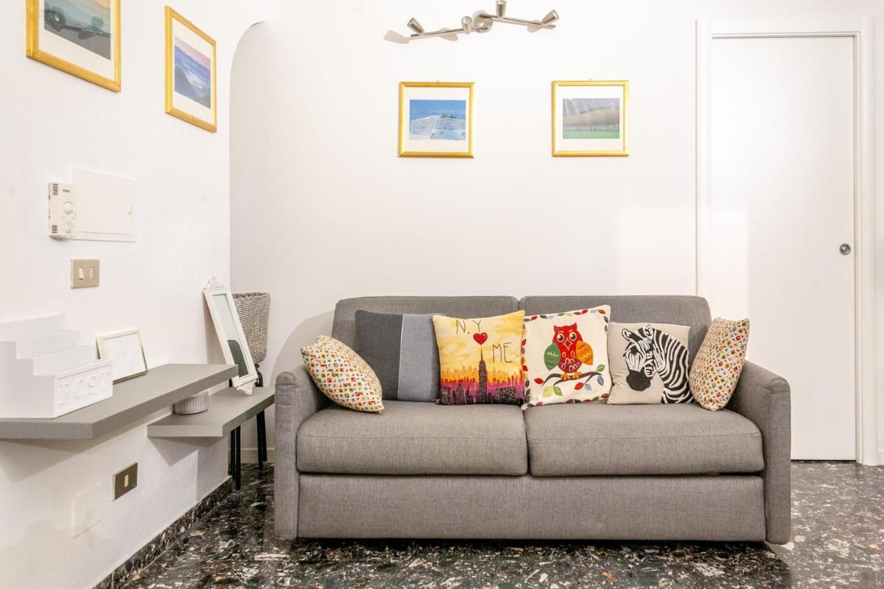 Bnbutler - Vigevano, 13 - A Due Passi Dalla Darsena Apartment Milan Bagian luar foto